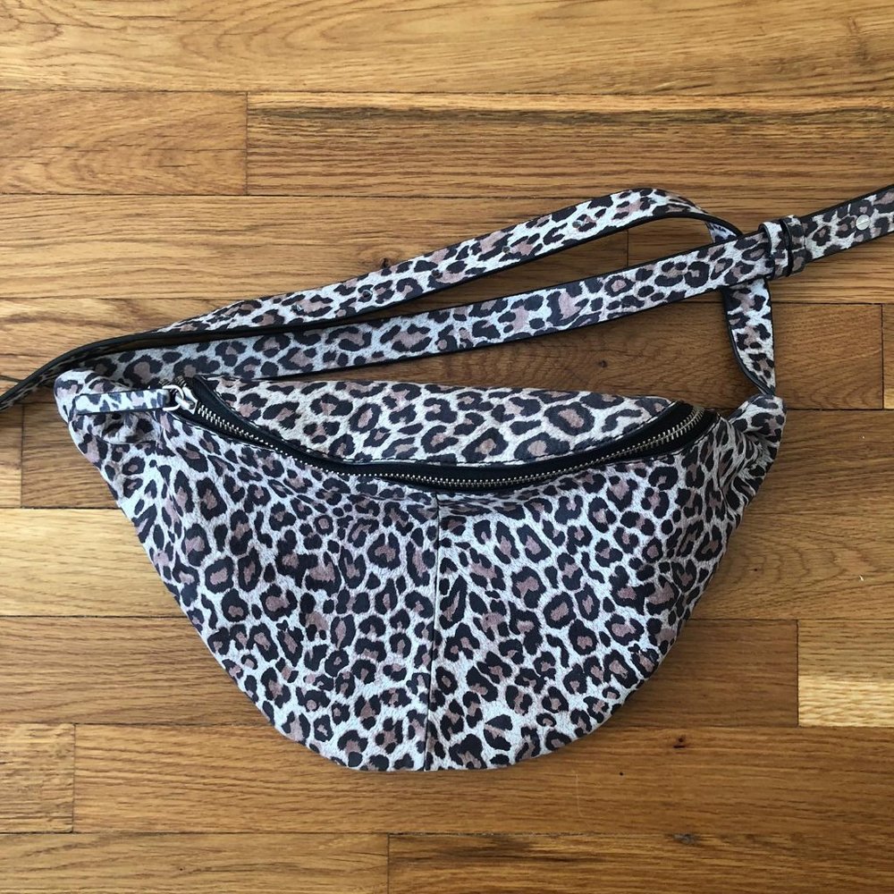 OAK NYC LEOPARD  FUNNYPACK - MOVING SALE